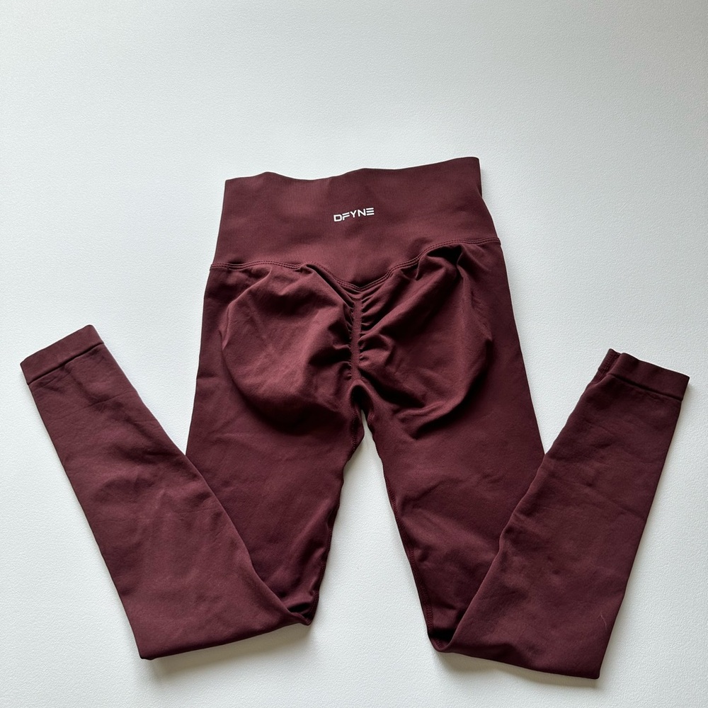DFYNE impact Burgundy Leggings - Picture 2 of 2
